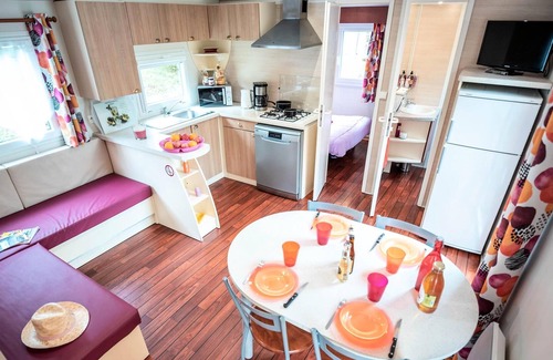 Severac-d'Aveyron House | Camping les Calquieres**** - Mobile home Sunny 3 rooms 4 people