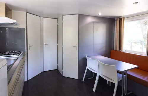 Servies House | Camping Saint Pierre de Rousieux *** - Mobile home Ohara 3 Rooms 4 Persons