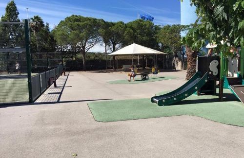 Vic-la-Gardiole Other | camping tohapi les salins