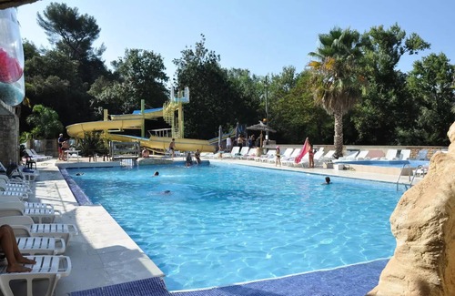 La Crau House | Camping Vert Gapeau * - Mobil BAMBOU climatisé 2 SDB 2 chambres (33m²) 6 personnes