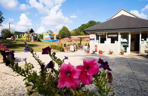 Illiers-Combray Villa | Campsite Le Bois Fleuri * - Gite 8 people