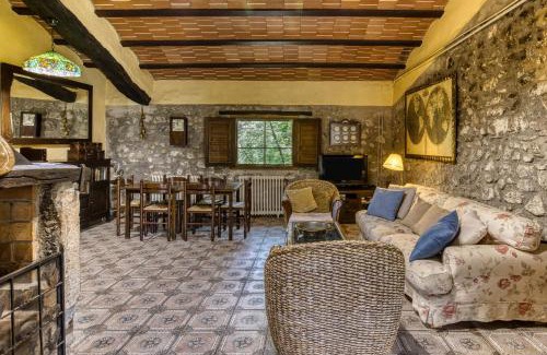 Montagut House | Can Pei