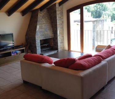 Sant Joan de Les Abadesses Apartment | Can Taga Verd St Joan