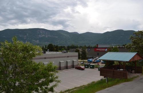 Castlegar Hotel | Canadas Best Value Inn & Suites-Castlegar