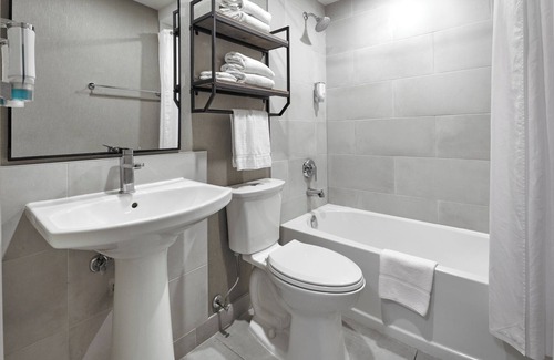 Etobicoke Hotel | Canadas Best Value Inn Toronto