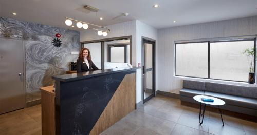 Alderwood Hotel | Canadas Best Value Inn Toronto