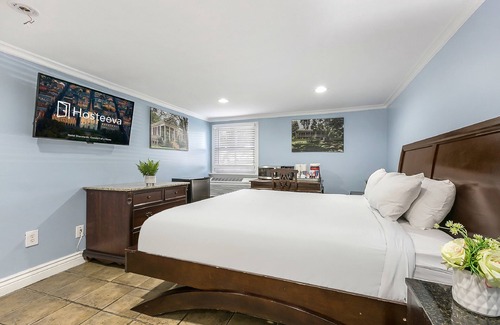 Mid-City Hotel | Canal Express Rooms