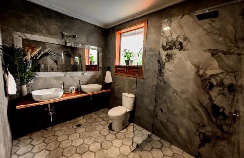 Santa Ana Hotel | Canal Grande Lodge
