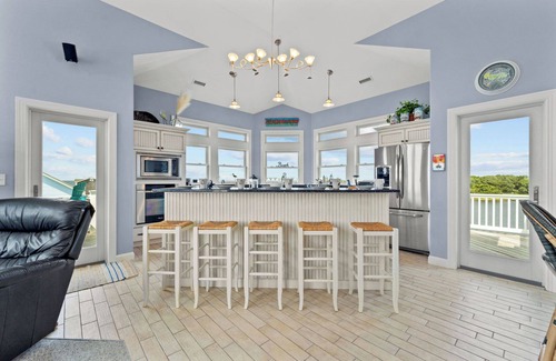 Brigands' Bay House | Canalfront Dog Friendly Home w/Hot Tub, Smart TVs, and Private Boat Dock