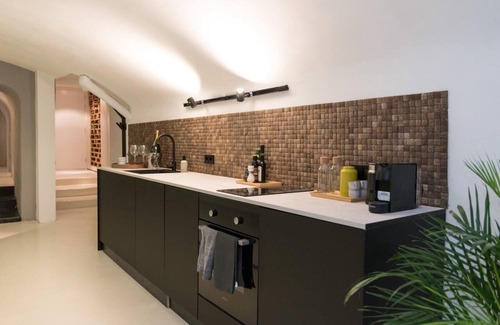 Utrecht City Center Apartment | Canallofts - The Wharf Wellness