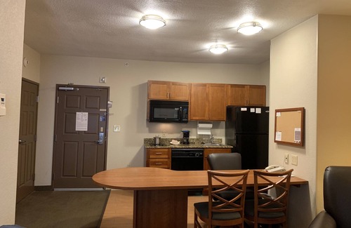 Jonesboro Hotel | Candlewood Suites Jonesboro by IHG