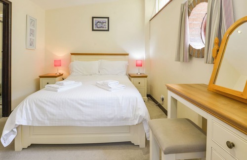Beaworthy Cottage | CANDY COTTAGE, pet friendly, with a garden in Halwill Junction