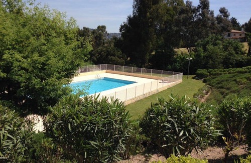 La Croix des Gardes Apartment | Cannes La Croix Des Gardes les Hibiscus F2 (50m *) Terrace (20m *) Garage Swimming pool