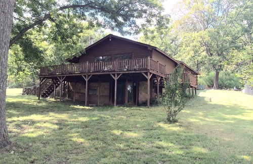 Dougherty Cabin | Canyon Hill Cabin- set in the hollers of Dougherty between Sulphur & Davis, OK.