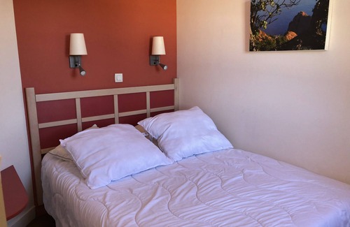 Cap Esterel Resort | Cap Esterel Agay - large garden - exceptional sea and pool views