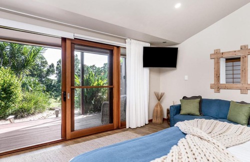 Skinners Shoot House | Cape Byron Suite 5 Private Suite with Ensuite
