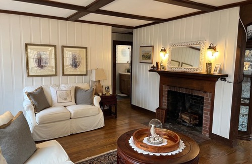 West Harwich House | Cape Cod Cottage 300 yards from the beach and warm waters of Nantucket Sound.
