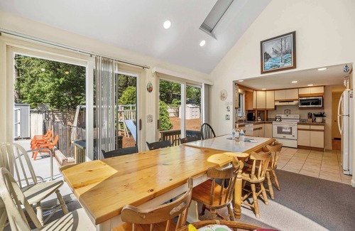 New Seabury House | Cape Cod Escape w/Heated Pool & Firepit