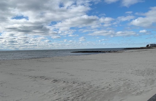 South Harwich House | Cape Cottage - 10 minute walk to Red River Beach