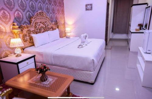 Ibra Hotel | Capital O 141 Golden Rays Hotel