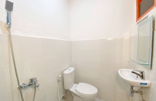 Padang Hotel | Capital O 3092 Falah Residence Syariah