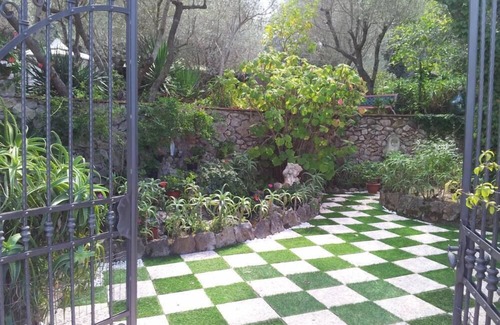 Anacapri Villa | Capri - Villa with pool and garden .