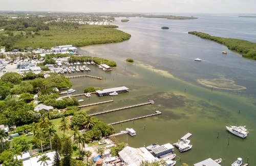 Cortez House | Captain Billy Fulford Home Large Charming Pool Home Close To Bay In Cortez