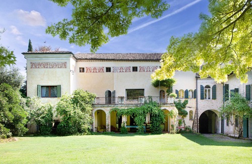 Cordovado Villa | Captain's Palace R&R