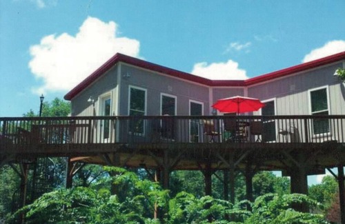 Paris House | Captain Tuttles on Stoner Creek