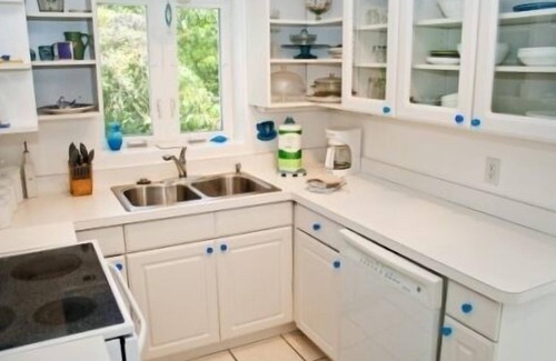 Captiva House | Captiva - Pool Home - Footsteps to Beach and Bay. 3rd property from beach.