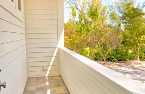 Wulfert Apartment | Captiva Providence