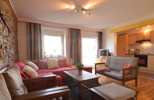Heppenbach Apartment | Captivating Apartment in Halenfeld-Amel with Terrace