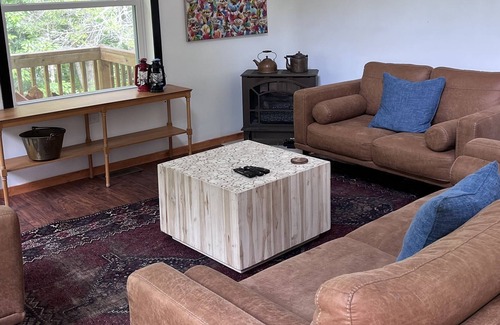 Elkton Cottage | Captivating cabin on stunning Hawksbill Creek close to Shenandoah NP, w hot-tub