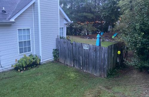 Conley House | Captivating Home near Downtown ATL