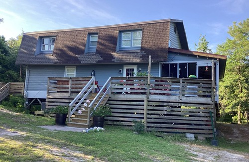 Buxton House | Captn Rolo’s Retreat,Newly remodeled 4 bedroom house in the heart of Buxton