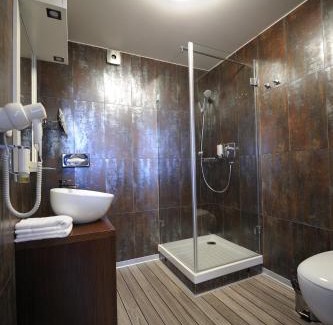 Louny Hotel | Caramell