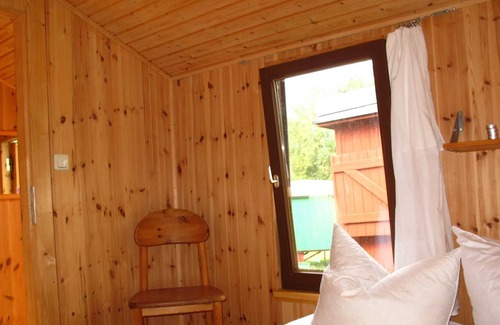 Buchberg Cabin | Caravan 2 left, 1 room with 2 beds - Caravans in Wangeliner garden with summer kitchen - use