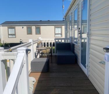 Towyn Resort | Caravan by the Sea B48