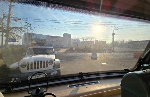 Hwaseong Other | Caravan with Driving services in the surrounding area
