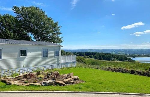 Longridge House | Caravan with one double and one twin.