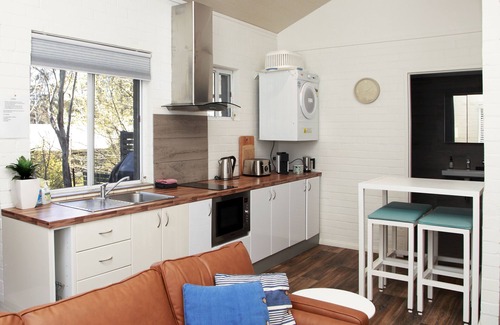 Katoomba Cottage | Careel Cottages KATOOMBA Front Cottage