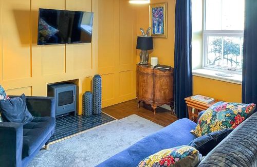 Richmond House | Caretakers Cottage