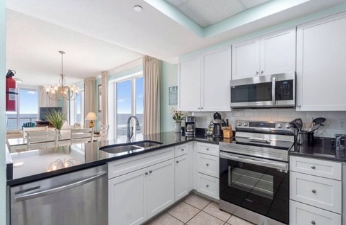 Navarre Beach Condo | Caribbean 603 - Navarre Beach, Beachfront Condo!