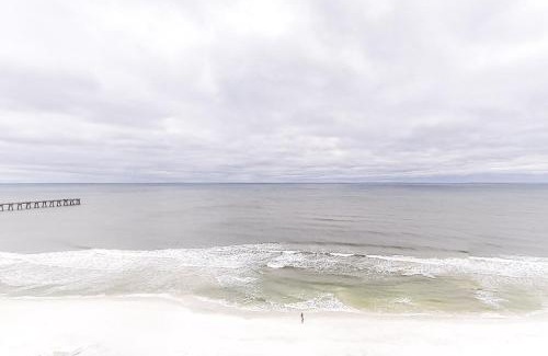 Navarre Beach Apartment | Caribbean Resort 1302