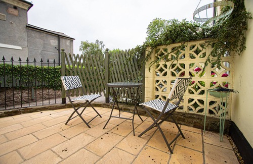 Newport Apartment | Carlton House