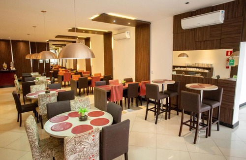 Joao Ribeiro Hotel | Carlton Plaza Torre