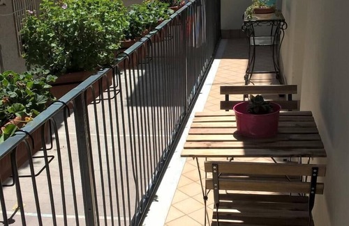 Materdei Apartment | Carmy's door - Apartment in Naples center