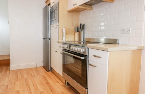 Penzance Cottage | CARN EVE, pet friendly, luxury holiday cottage in Sennen Cove