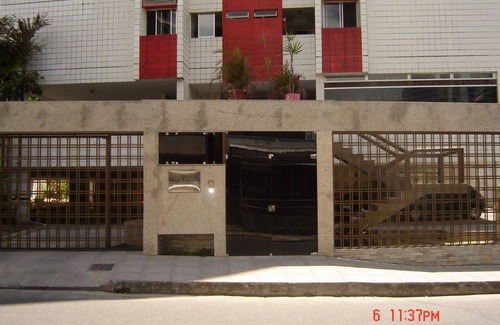 Derby Apartment | CARNIVAL PROMOTION 4.5mil for up to 10 people in 2 apartments in the same edf