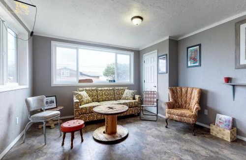 Roads End House | Carol's Cottage